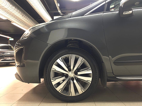 Peugeot 3008 4 of 30