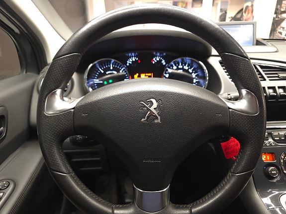 Peugeot 3008 15 of 30