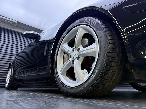 Mercedes-Benz SLK350 9 of 30