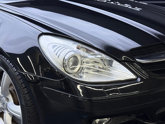 Mercedes-Benz SLK350 5 of 30
