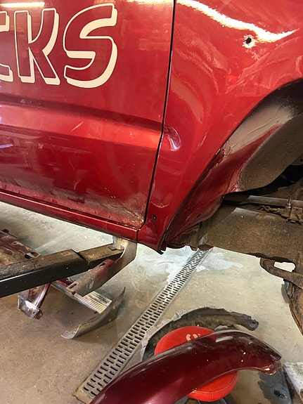 Toyota HiLux 13 of 20
