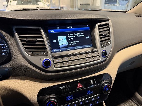 Hyundai Tucson 3 of 14