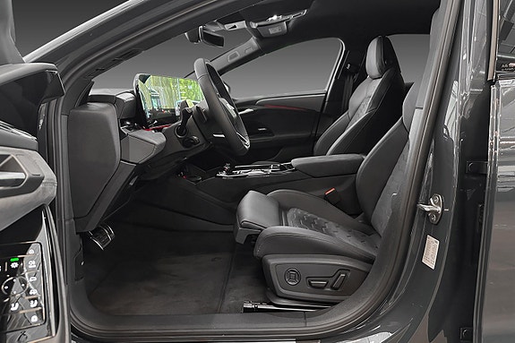 Audi A6 e-tron 10 of 28