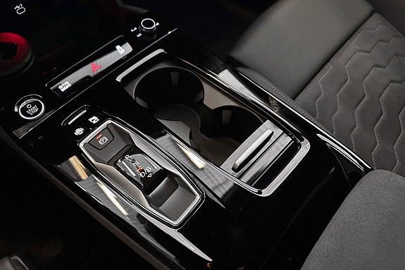 Audi A6 e-tron 22 of 28