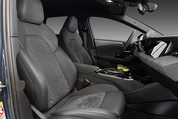 Audi A6 e-tron 24 of 28