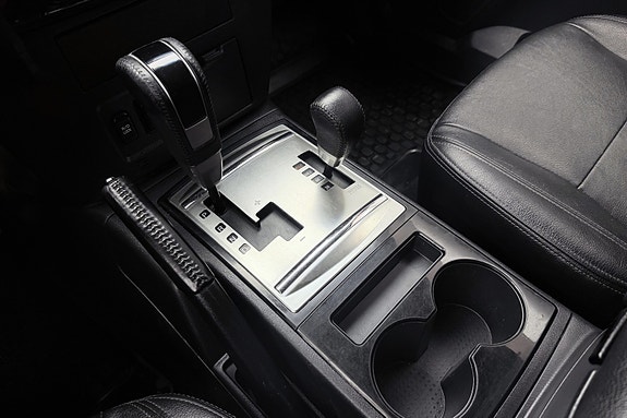 Mitsubishi Pajero 29 of 30