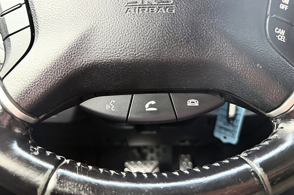 Mitsubishi Pajero 20 of 30