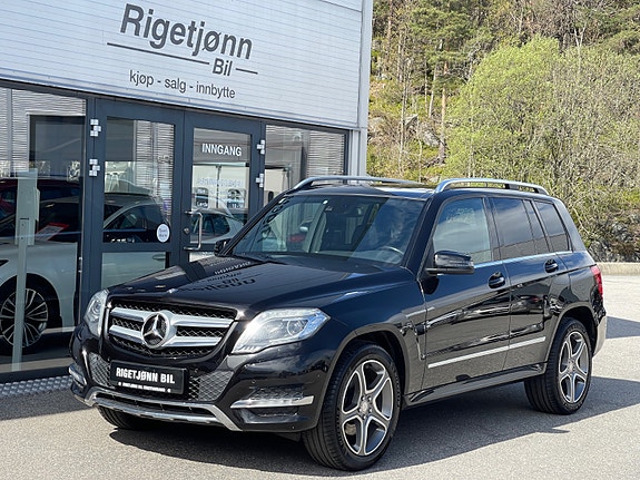 Mercedes-Benz GLK220 2 of 30