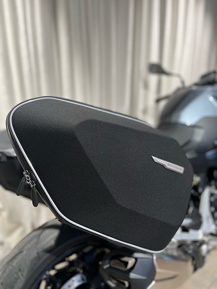 BMW F 900 R 20 of 25