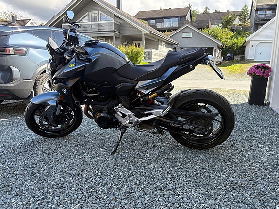 BMW F 900 R 24 of 25