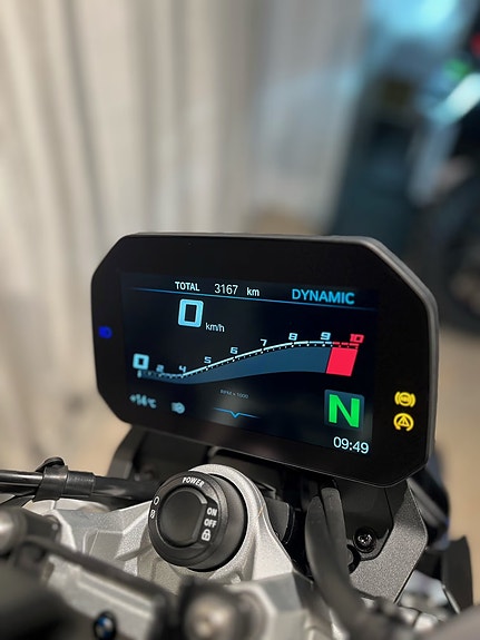BMW F 900 R 23 of 25