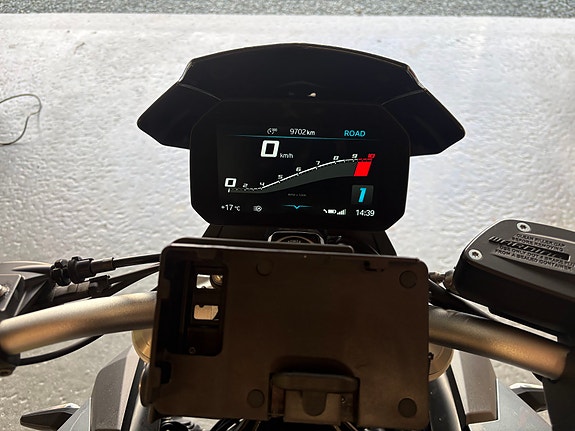 BMW F 900 R 9 of 25