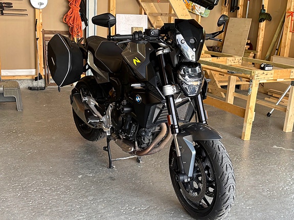 BMW F 900 R 10 of 25