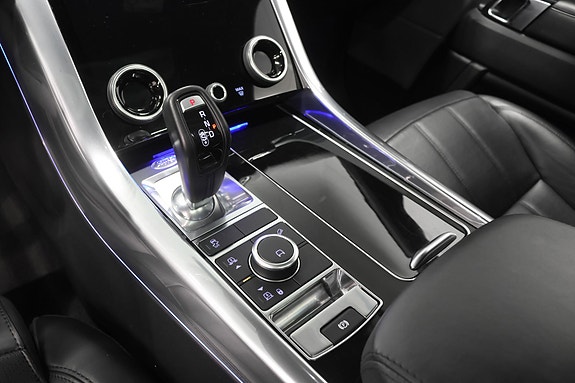 Land Rover Range Rover Sport 20 of 25