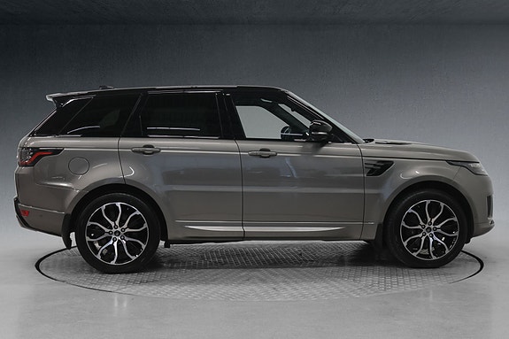 Land Rover Range Rover Sport 5 of 25