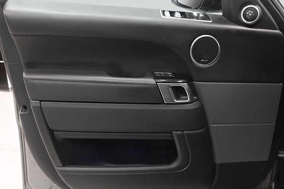 Land Rover Range Rover Sport 15 of 25