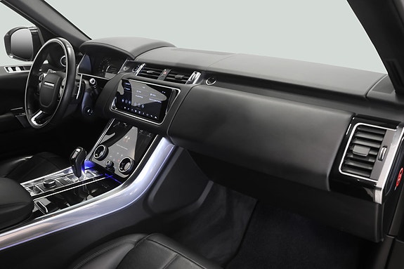Land Rover Range Rover Sport 18 of 25