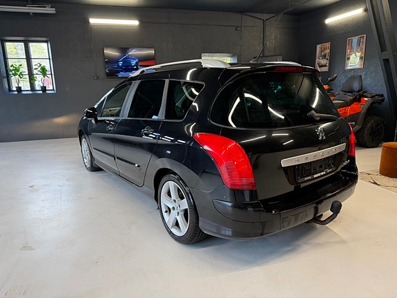 Peugeot 308 10 of 30