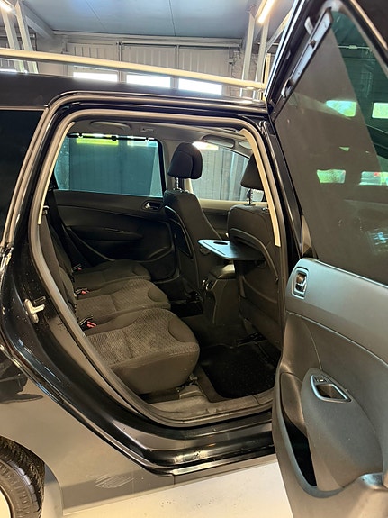 Peugeot 308 21 of 30