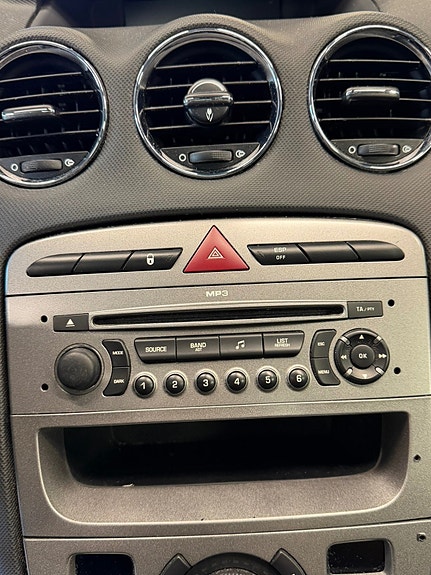 Peugeot 308 23 of 30