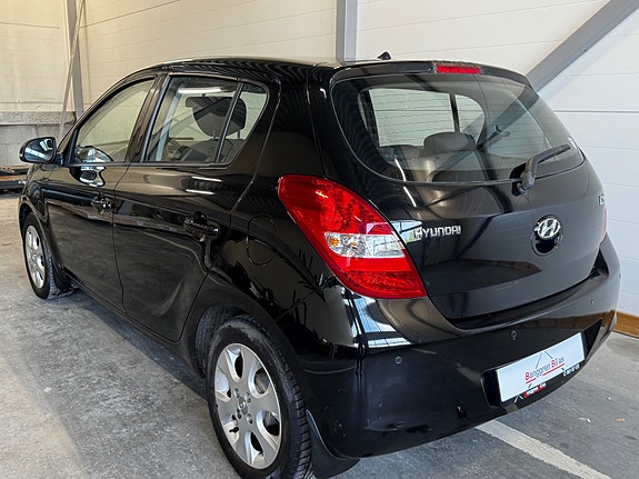 Hyundai i20 7 of 30