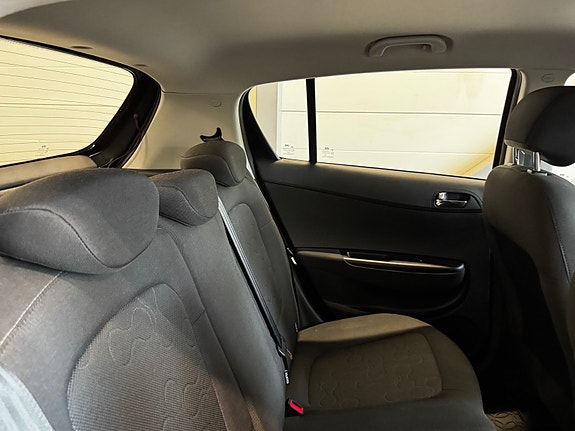 Hyundai i20 28 of 30