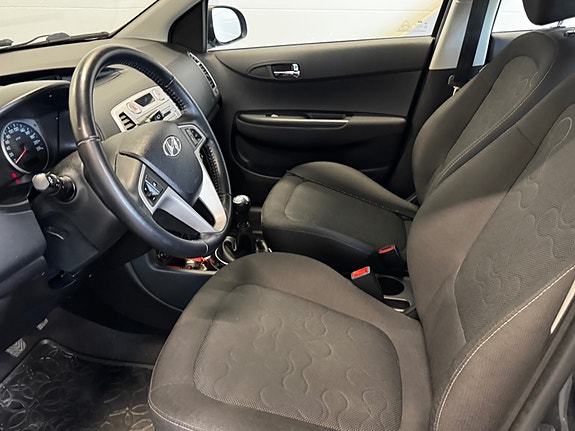 Hyundai i20 15 of 30
