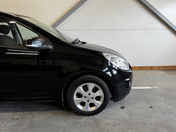 Hyundai i20 13 of 30