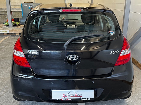Hyundai i20 9 of 30