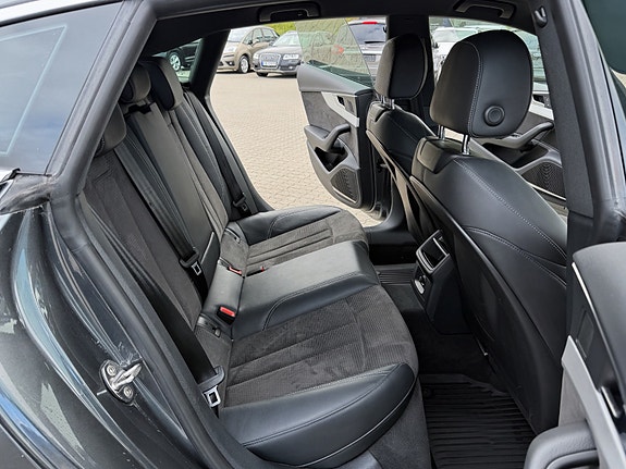 Audi A5 9 of 11