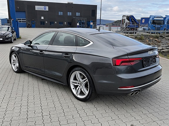 Audi A5 4 of 11
