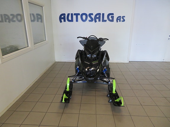 Polaris 9R Switchback Assault 146 Escape 8 of 8