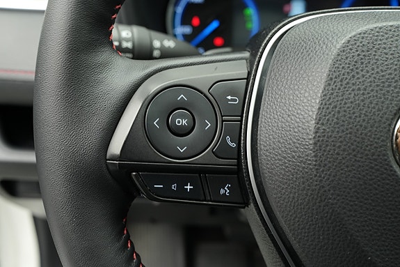 Toyota RAV4 26 of 30