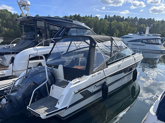 YAMARIN 88 DC Nydelig båt med mye utstyr og kun 96 timer! Full servicehistorikk 10 of 30