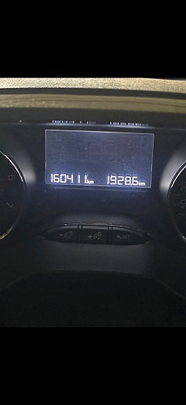 Peugeot 208 13 of 13