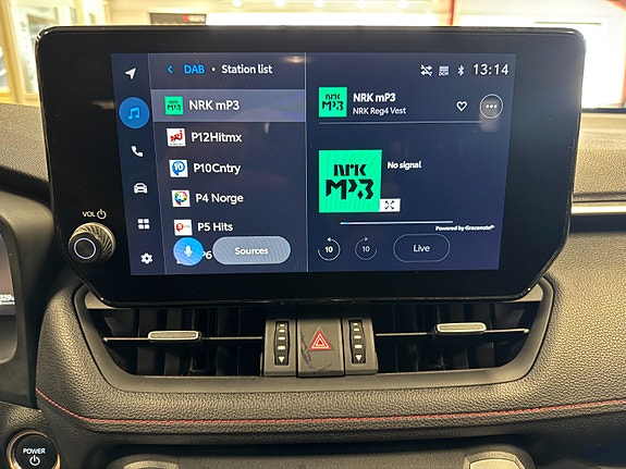 Toyota RAV4 18 of 30