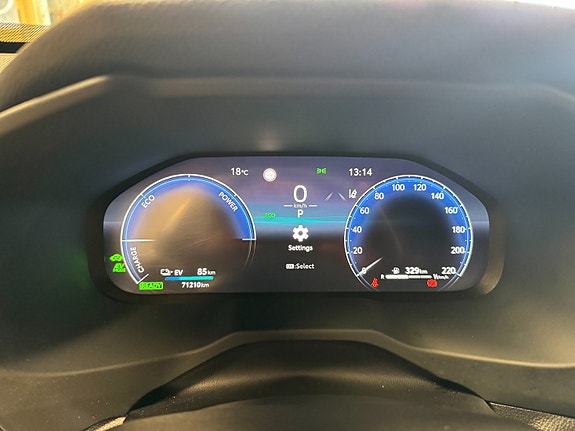 Toyota RAV4 14 of 30