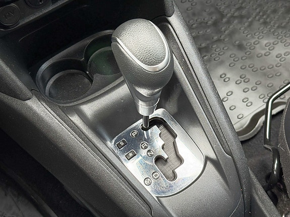 Peugeot 208 25 of 30