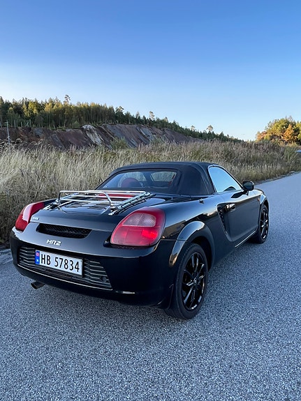 Toyota MR2 9 of 22