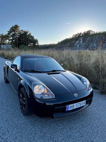 Toyota MR2 11 of 22