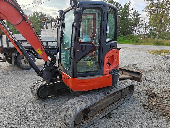 Kubota U48-4 5 of 5