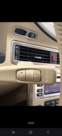 Volvo V70 20 of 25