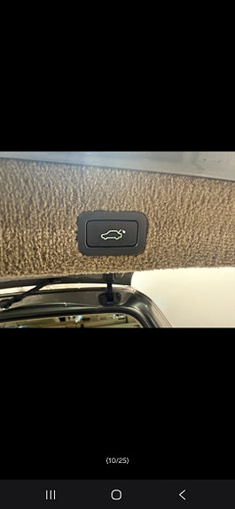 Volvo V70 11 of 25