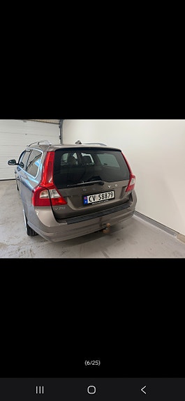 Volvo V70 7 of 25