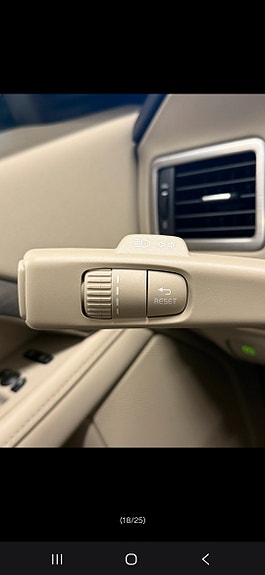 Volvo V70 19 of 25