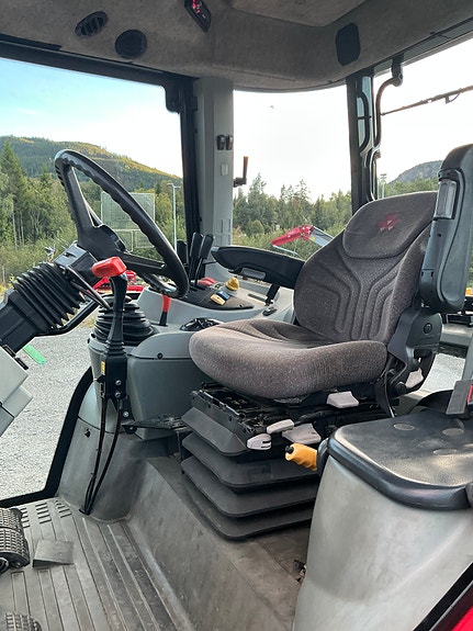 Massey Ferguson 5455 16 of 20