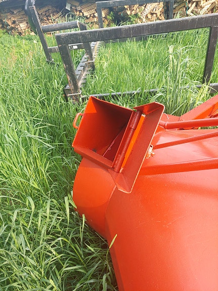 Massey Ferguson 6 of 17