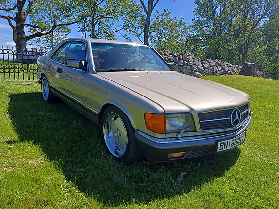 Mercedes-Benz 500 SEC 2 of 18