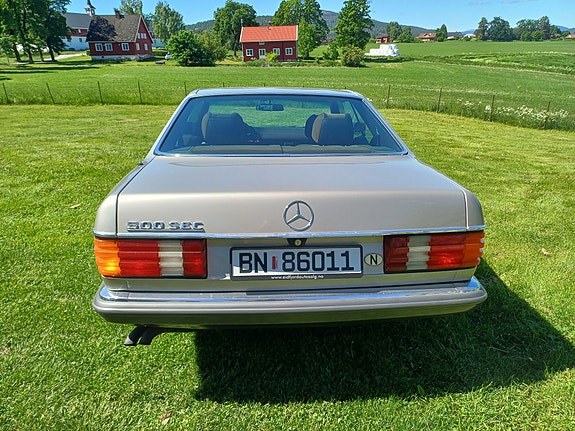 Mercedes-Benz 500 SEC 7 of 18