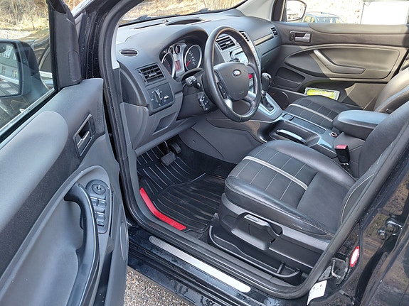 Ford Kuga 9 of 29